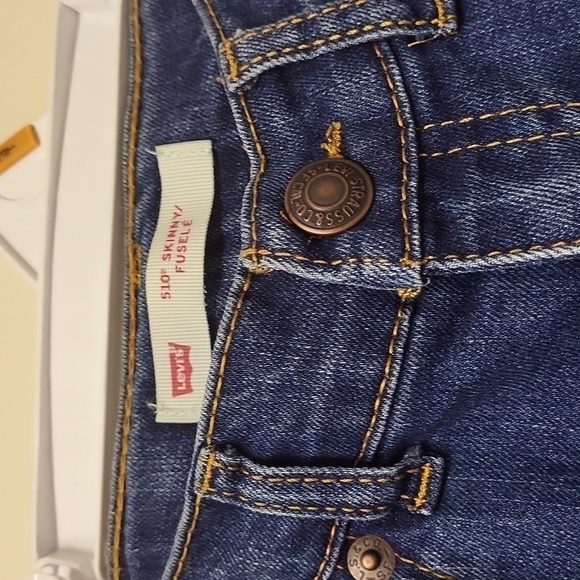 Kids Levi's 510 Skinny Jeans in Size US 7 - Picture 6 of 10